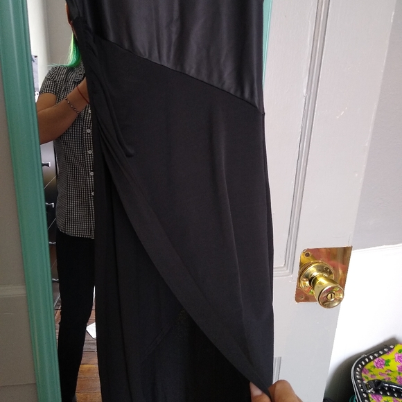 Sexy Hi-Lo dress - Picture 4 of 5